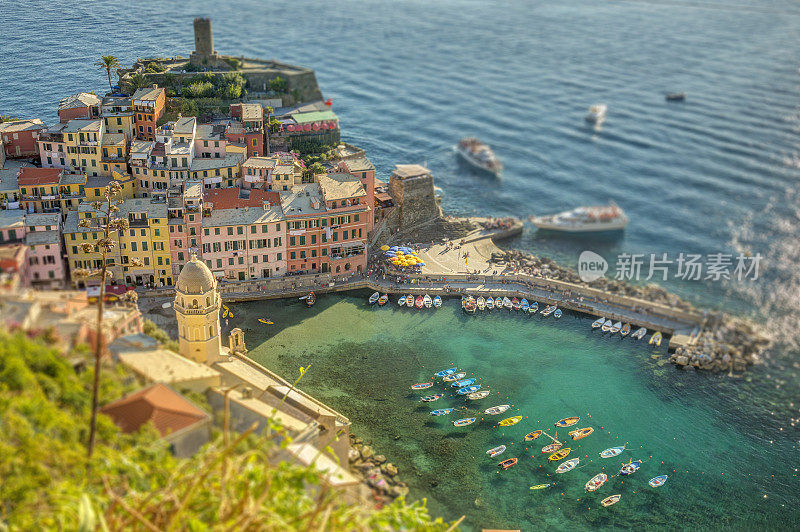 Vernazza aerial view，五个地球，意大利